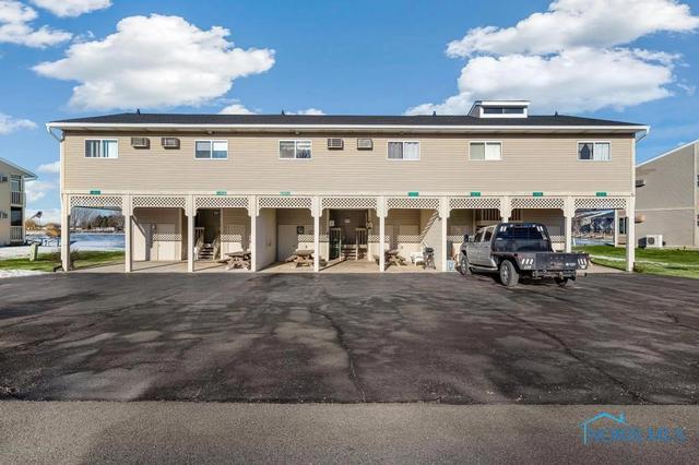 6274 N Harris Harbor Dr, Oak Harbor, OH 43449