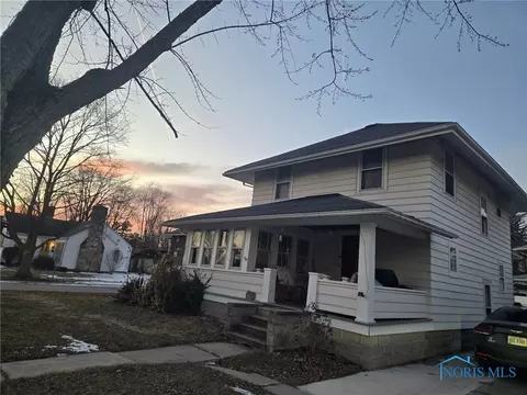 344 W Clinton St, Napoleon, OH 43545