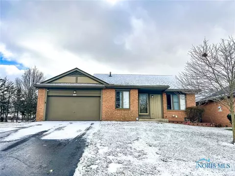 9523 Ford Rd #7, Perrysburg, OH 43551