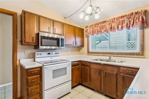 434 2nd St, Findlay, OH 45840 photo 14