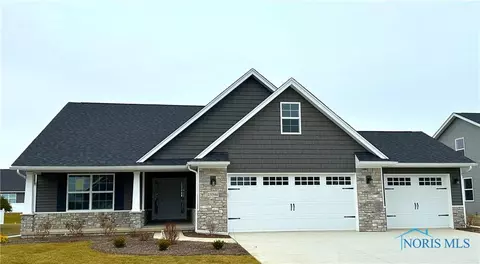 15346 Sugar Maple Dr, Perrysburg, OH 43551