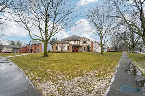 7719 Kings Run Rd, Sylvania, OH 43560