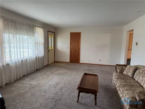520 N Ash St, Deshler, OH 43516 photo 6