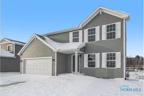 1486 Circle Dr, Millbury, OH 43447
