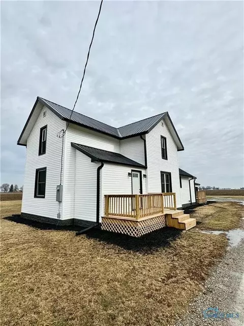 876 County Road 8 # i, Malinta, OH 43535