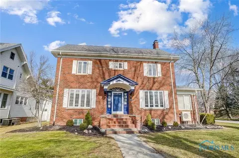 210 Greenlawn Ave, Findlay, OH 45840
