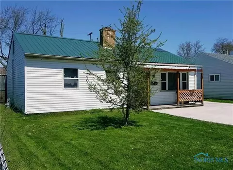 1070 Vincent St, Findlay, OH 45840