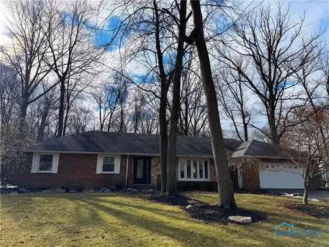 1125 Ironwood Dr, Findlay, OH 45840