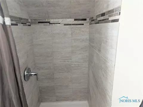 345 E Bryan St, Bryan, OH 43506 photo 14