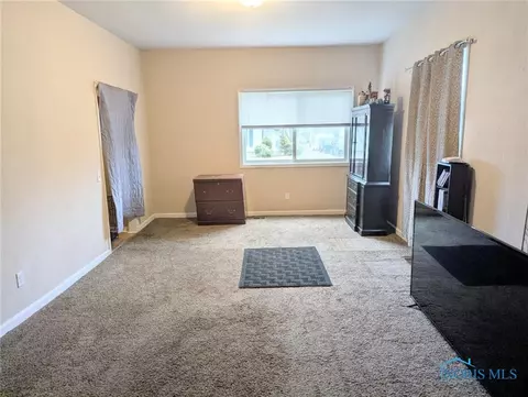 345 E Bryan St, Bryan, OH 43506 photo 5