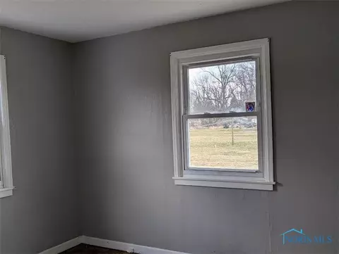 140 N Evans St, Bradner, OH 43406 photo 10