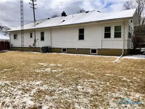 201 E 10th St, Genoa, OH 43430 photo 37