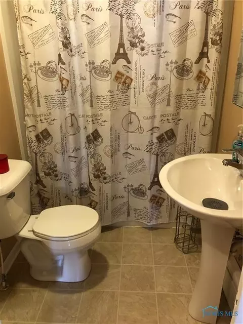 201 E 10th St, Genoa, OH 43430 photo 31
