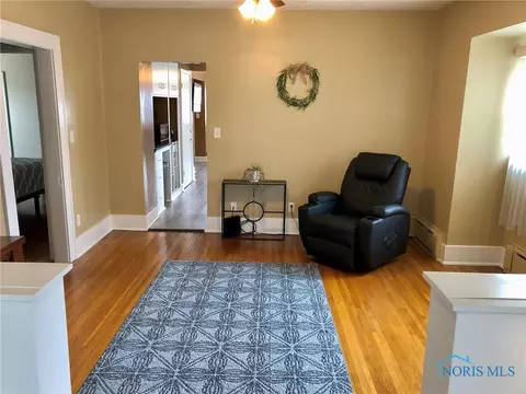 201 E 10th St, Genoa, OH 43430 photo 13