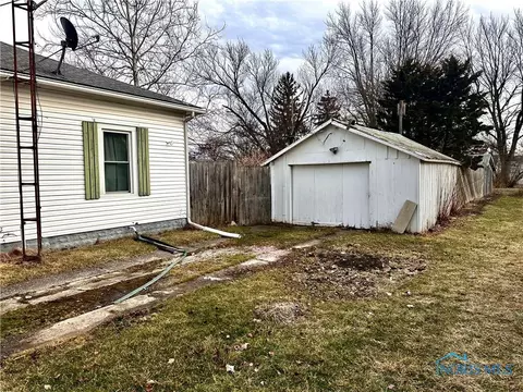 607 W Jackson St, Paulding, OH 45879 photo 3