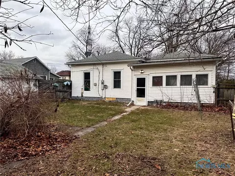607 W Jackson St, Paulding, OH 45879 photo 4