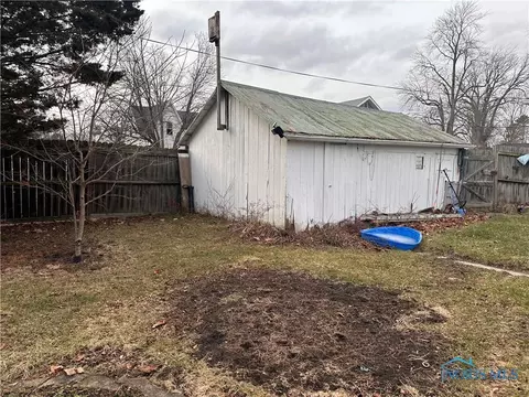 607 W Jackson St, Paulding, OH 45879 photo 5
