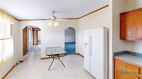 2220 Redbud Ln, Delta, OH 43515 photo 7