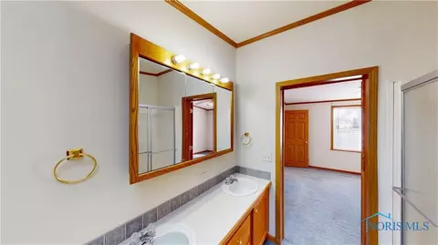 2220 Redbud Ln, Delta, OH 43515 photo 27