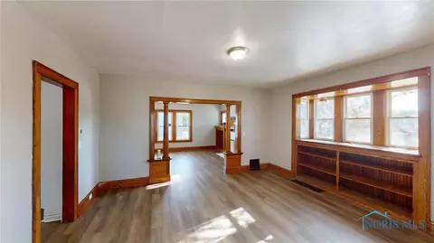 2001 Lagrange St, Toledo, OH 43608 photo 6