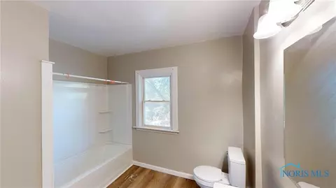 2001 Lagrange St, Toledo, OH 43608 photo 17