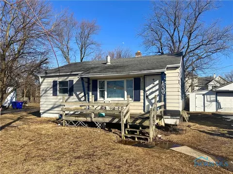1539 Holloway Rd, Holland, OH 43528