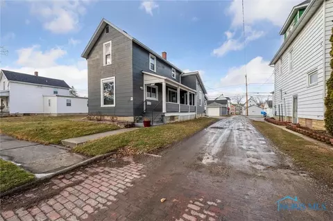 165 Walker St, Tiffin, OH 44883