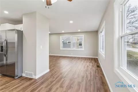 121 Springbrook Dr, Findlay, OH 45840 photo 7