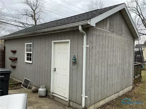 121 Edith Ave, Findlay, OH 45840 photo 3