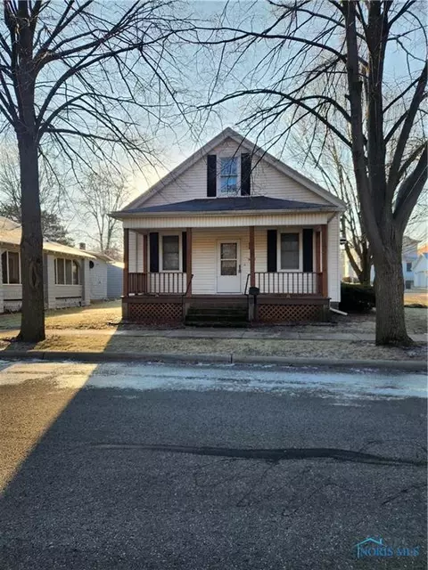 114 Liberty St, Columbus Grove, OH 45830