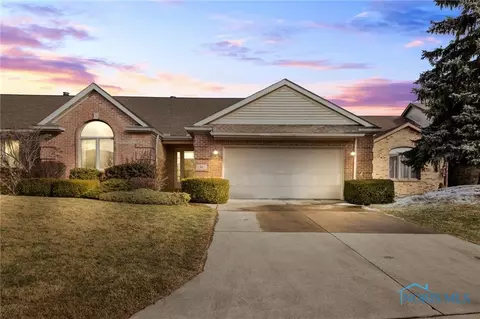36 Trafalgar Bnd, Bowling Green, OH 43402