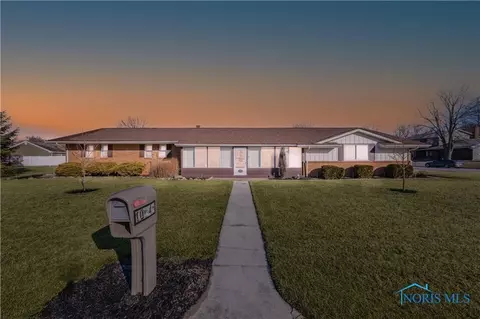 10545 Millin Dr, Fostoria, OH 44830