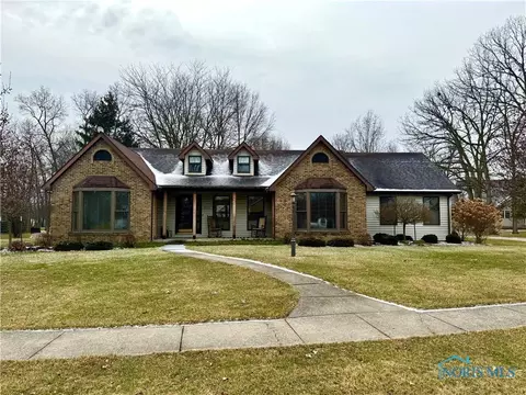 2041 Willow Bay Dr, Defiance, OH 43512