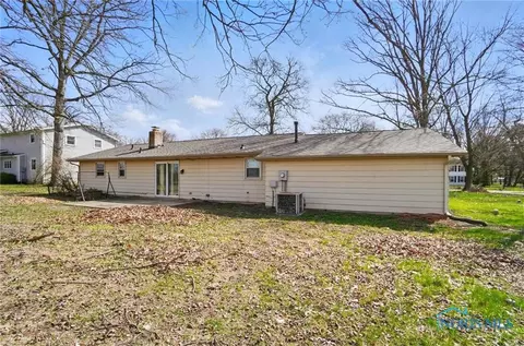 105 Oak Meadows Dr, Bryan, OH 43506 photo 39