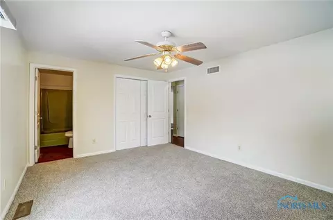 105 Oak Meadows Dr, Bryan, OH 43506 photo 24
