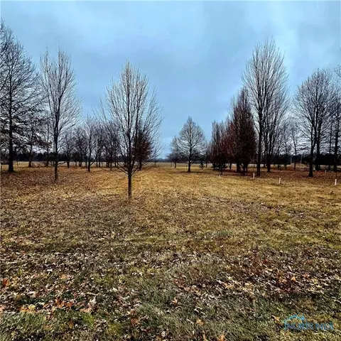 10301 Bailey Rd, Waterville, OH 43566