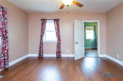 116 E Main St, Vanlue, OH 45890 photo 6
