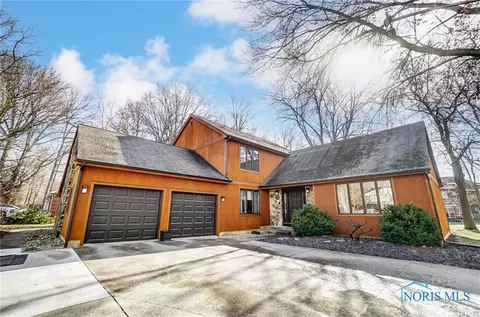 2325 Foxmoor Rd, Findlay, OH 45840