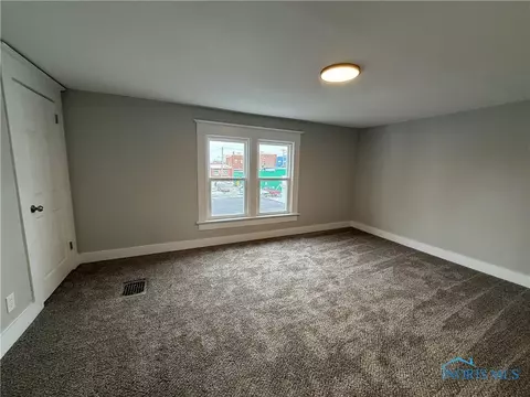 111 E Main St, Oak Harbor, OH 43449 photo 15