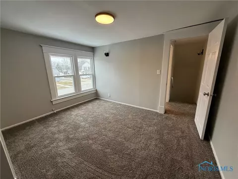 111 E Main St, Oak Harbor, OH 43449 photo 16