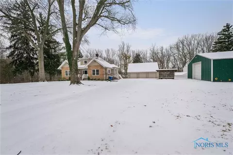 216 E State Line Rd, Toledo, OH 43612