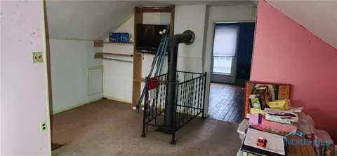 18 W Center St, Leipsic, OH 45856 photo 10