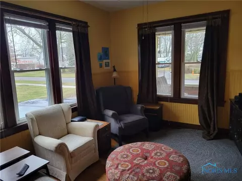 123 S Johnson St, Ada, OH 45810 photo 7