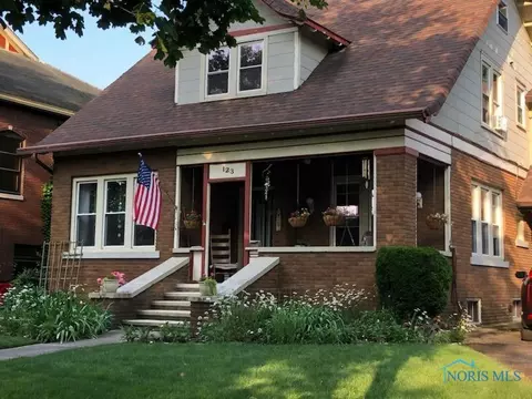 123 S Johnson St, Ada, OH 45810 photo 2