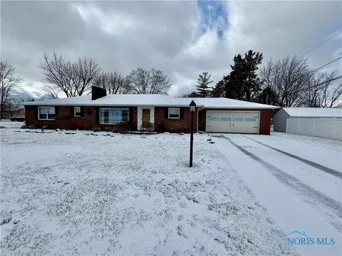 1797 Greenhouse Ave, Defiance, OH 43512