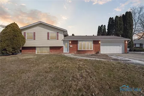 1929 Firlawn Dr, Toledo, OH 43614
