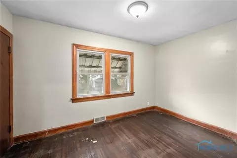 1646 Vance St, Toledo, OH 43607 photo 17
