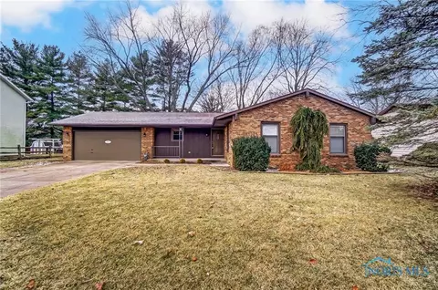 507 Mckinley Dr, Bowling Green, OH 43402