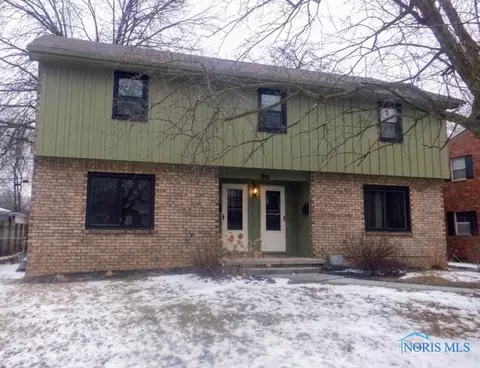3916 Clareridge Dr, Toledo, OH 43623