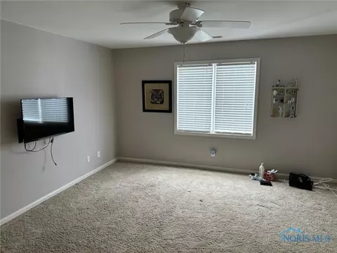 1402 Fieldstone Dr, Bryan, OH 43506 photo 12